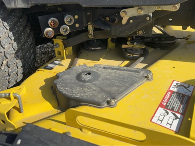 Image of John Deere 2210 equipment image 4