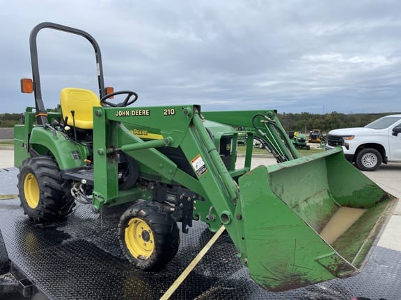 2003 John Deere 2210 Equipment Image0