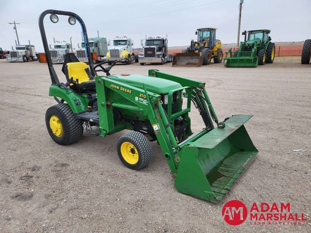 Image of John Deere 2210 equipment image 1