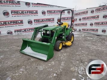 Main image John Deere 2210