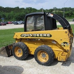 2003 John Deere 240 Equipment Image0