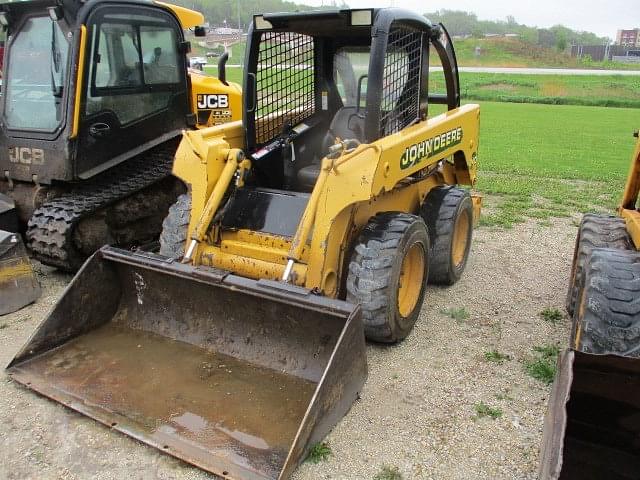 Image of John Deere 240 Primary Image