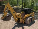 2003 John Deere 250 Series II Image