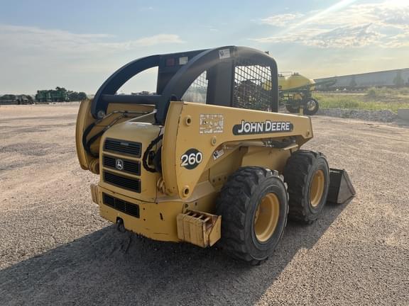 Image of John Deere 260 equipment image 4