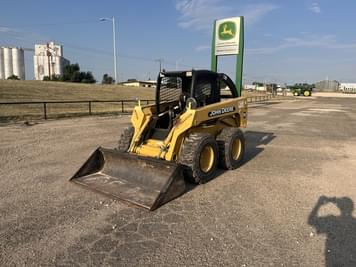 Main image John Deere 260