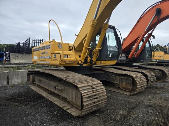 Image of John Deere 270 equipment image 3