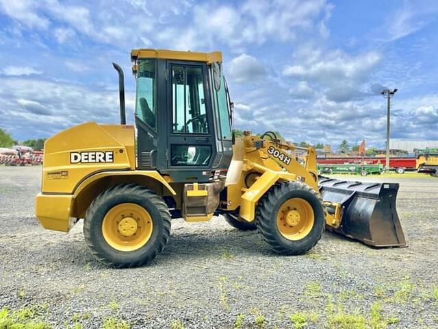 Image of John Deere 304H equipment image 3