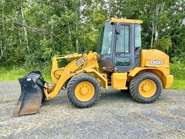 Image of John Deere 304H equipment image 2