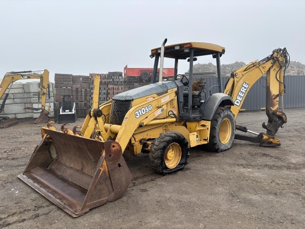 2003 John Deere 310SG Equipment Image0