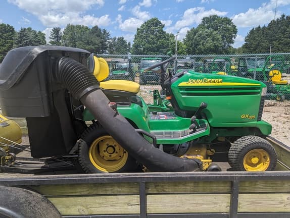 Image of John Deere 325 equipment image 2