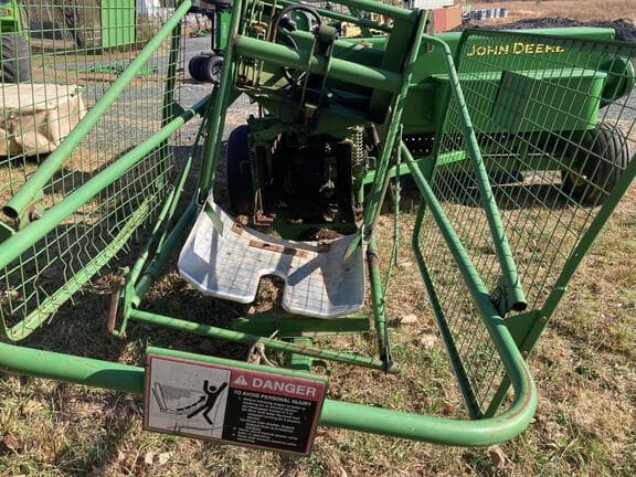 Image of John Deere 348 equipment image 3