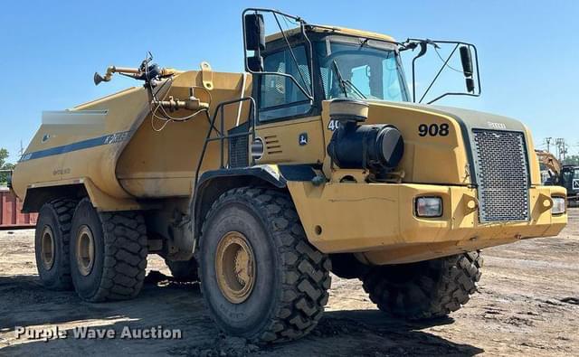Image of John Deere 400D equipment image 3