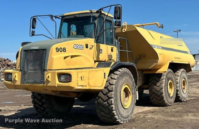 Image of John Deere 400D equipment image 1