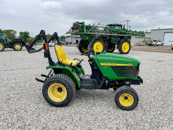 Image of John Deere 4010 equipment image 3