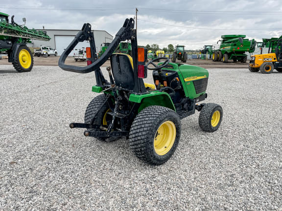 Image of John Deere 4010 equipment image 4