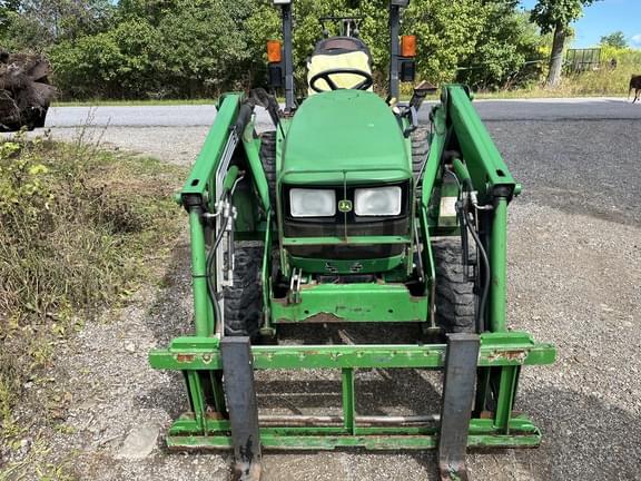 Image of John Deere 4110 equipment image 3