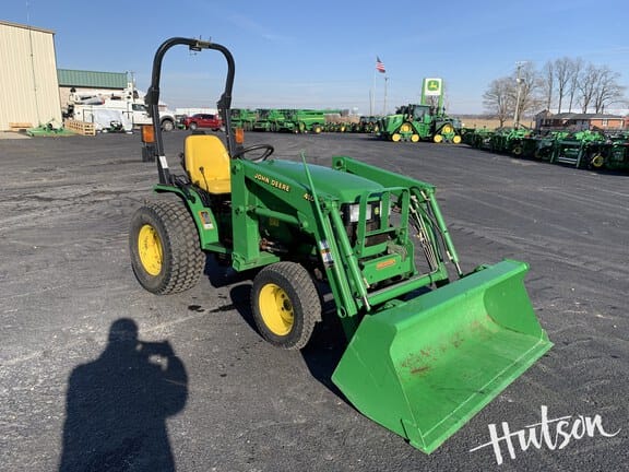 2003 John Deere 4110 Equipment Image0