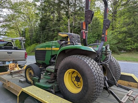 Image of John Deere 4210 equipment image 3