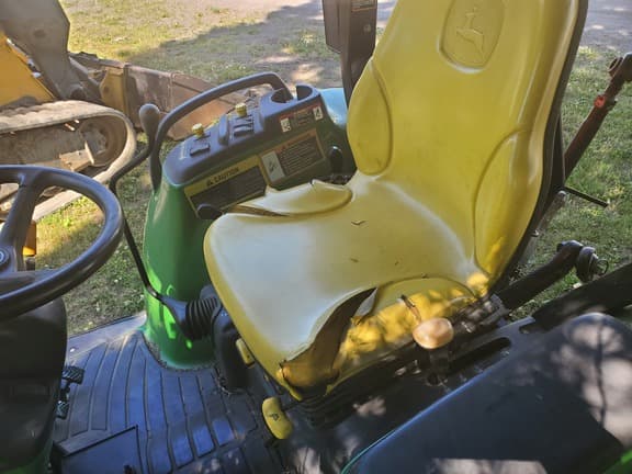 Image of John Deere 4310 equipment image 4