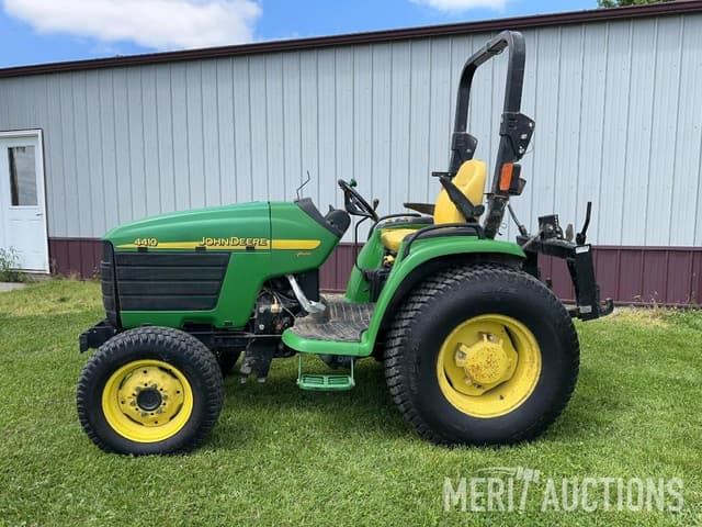 Image of John Deere 4410 equipment image 3