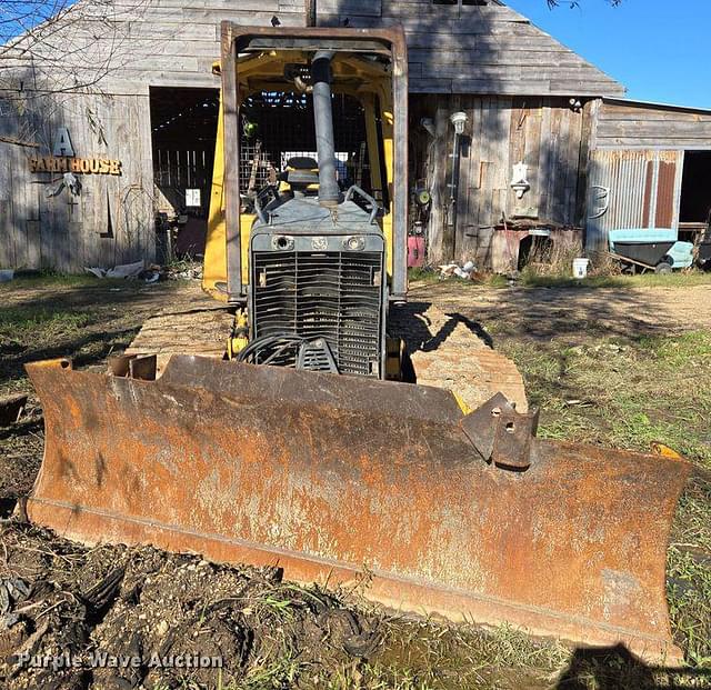 Image of John Deere 450H LGP equipment image 1