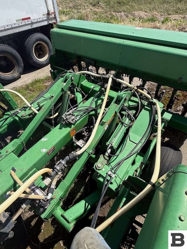 Image of John Deere 455 equipment image 4