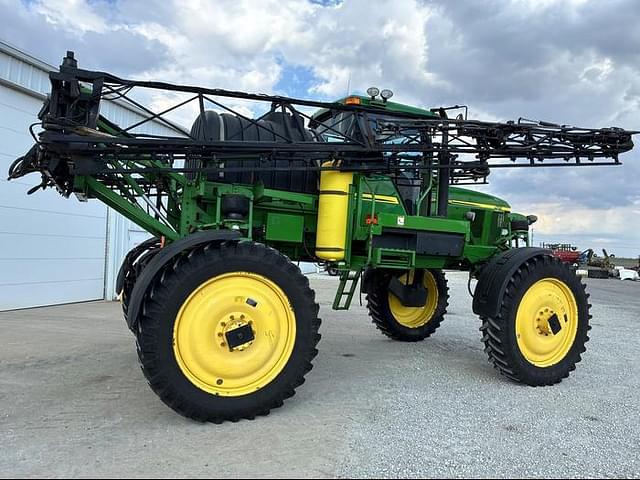 Image of John Deere 4710 equipment image 3