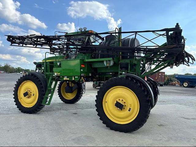 Image of John Deere 4710 equipment image 4