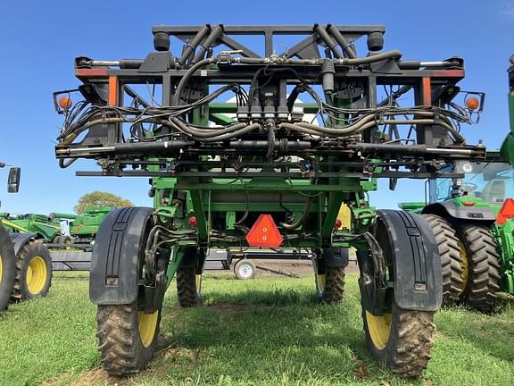 Image of John Deere 4710 equipment image 3