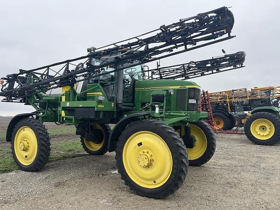 Image of John Deere 4710 Primary image