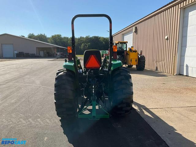 Image of John Deere 4710 equipment image 4