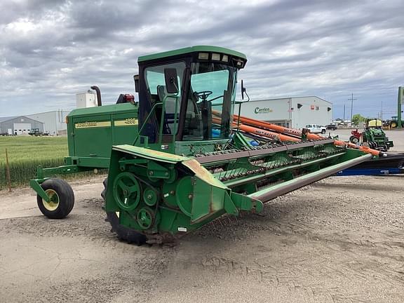 Image of John Deere 4895 equipment image 1