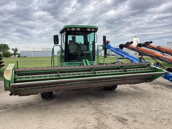 Image of John Deere 4895 equipment image 2