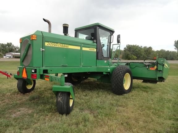 Image of John Deere 4895 equipment image 4