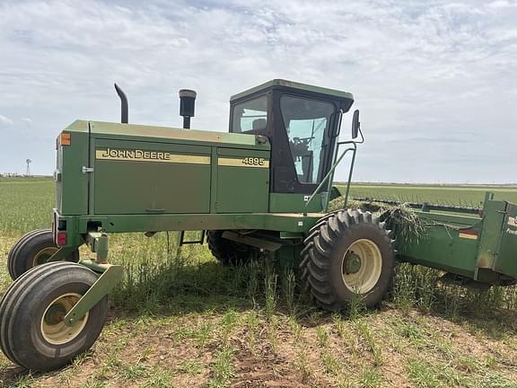 Image of John Deere 4895 equipment image 4