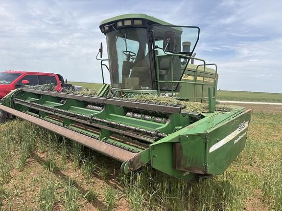 Image of John Deere 4895 equipment image 2