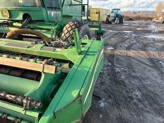 Image of John Deere 4895 equipment image 4