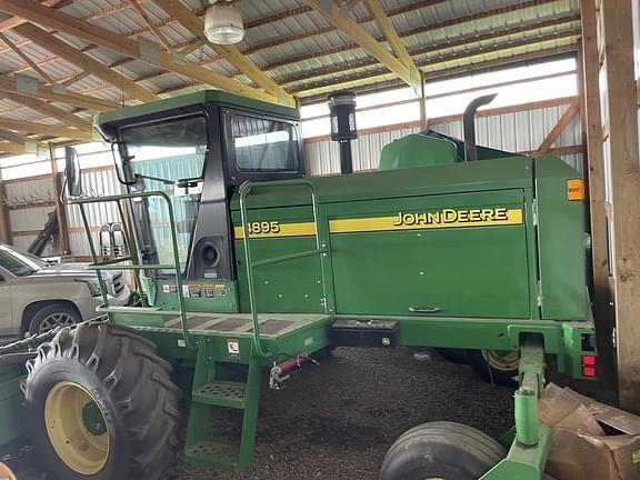 Image of John Deere 4895 equipment image 3