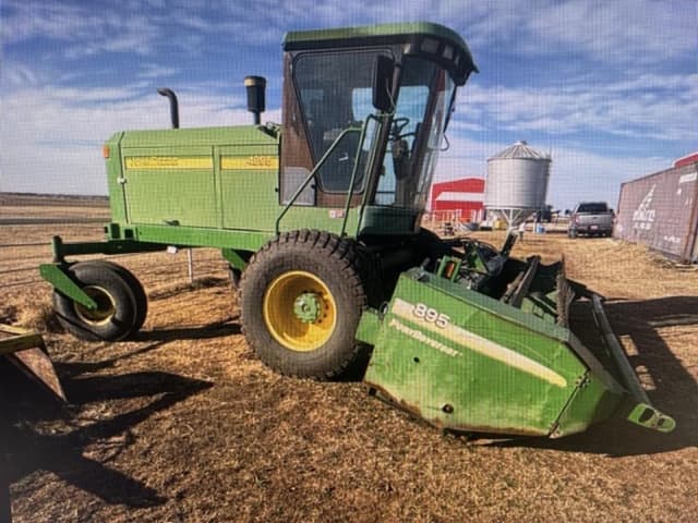 Image of John Deere 4895 equipment image 4