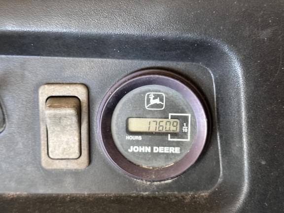 Image of John Deere Gator 4X2 equipment image 1
