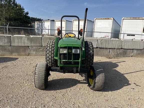 Image of John Deere 5105 equipment image 3