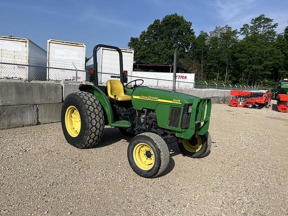 Image of John Deere 5105 Primary image