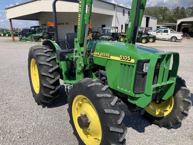 Image of John Deere 5105 equipment image 1