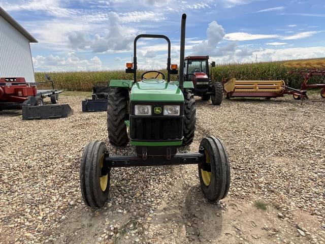 Image of John Deere 5203 equipment image 1