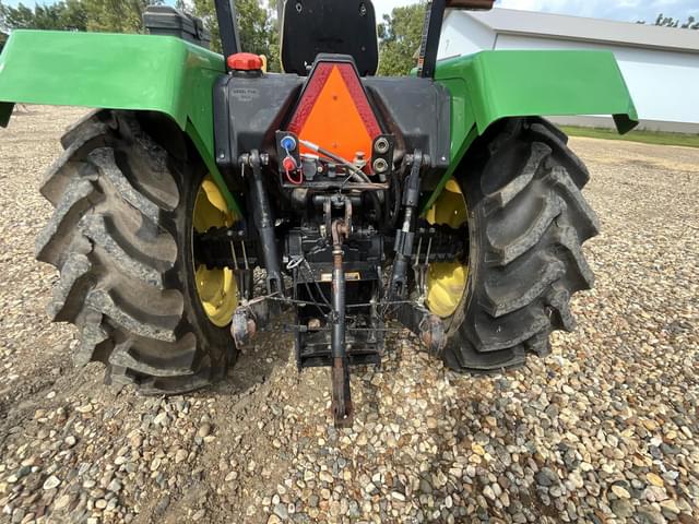 Image of John Deere 5203 equipment image 4