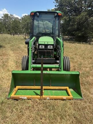 Image of John Deere 5320 equipment image 2