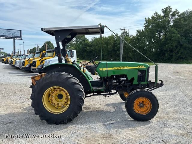Image of John Deere 5320 equipment image 3
