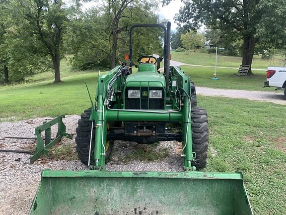 Image of John Deere 5420 equipment image 2