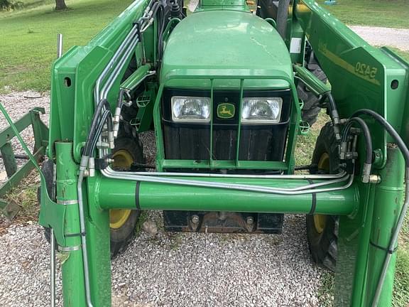 Image of John Deere 5420 equipment image 4