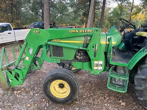 Image of John Deere 5420 equipment image 1